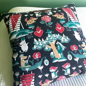 Moomin Characters Pillow Case